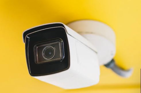 3 Ways CCTV Can Help Your Business
